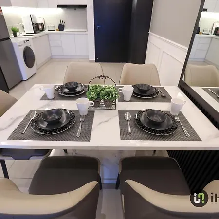 Novo 8 Premium Malacca By I Housing Exterior photo