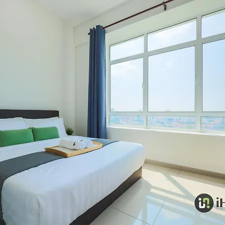 Novo 8 Premium Malacca By I Housing Exterior photo