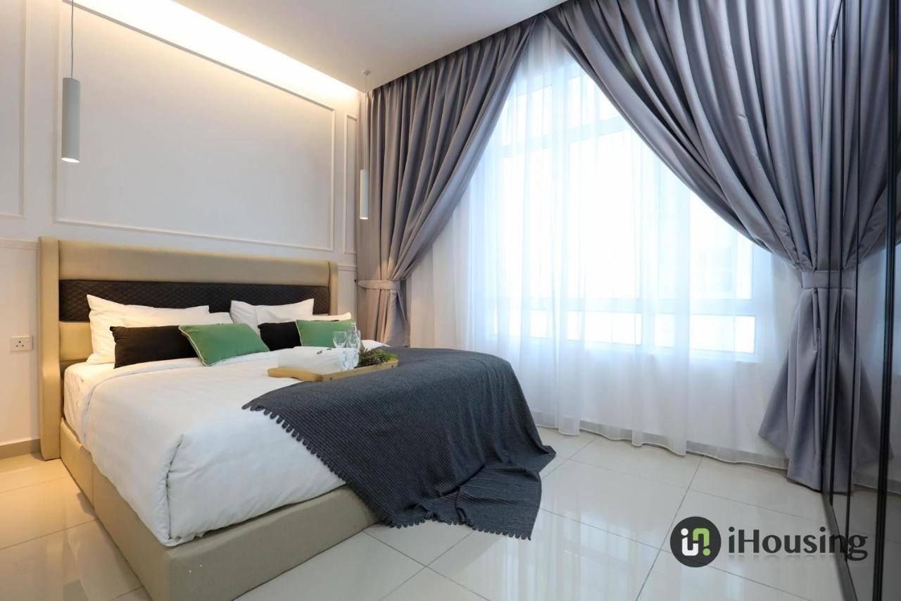 Novo 8 Premium By I Housing Apartment *