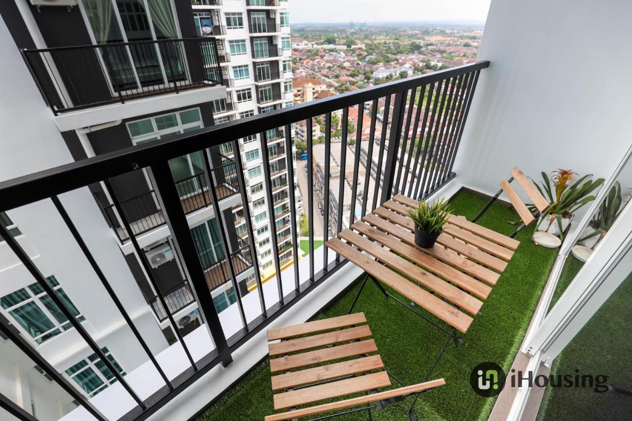 Novo 8 Premium By I Housing Apartment *
