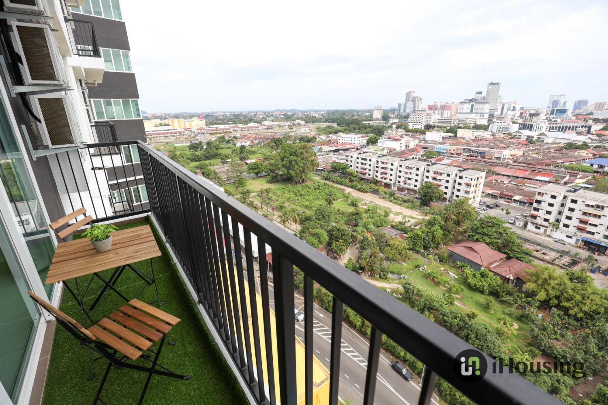 Novo 8 Premium By I Housing Apartment *