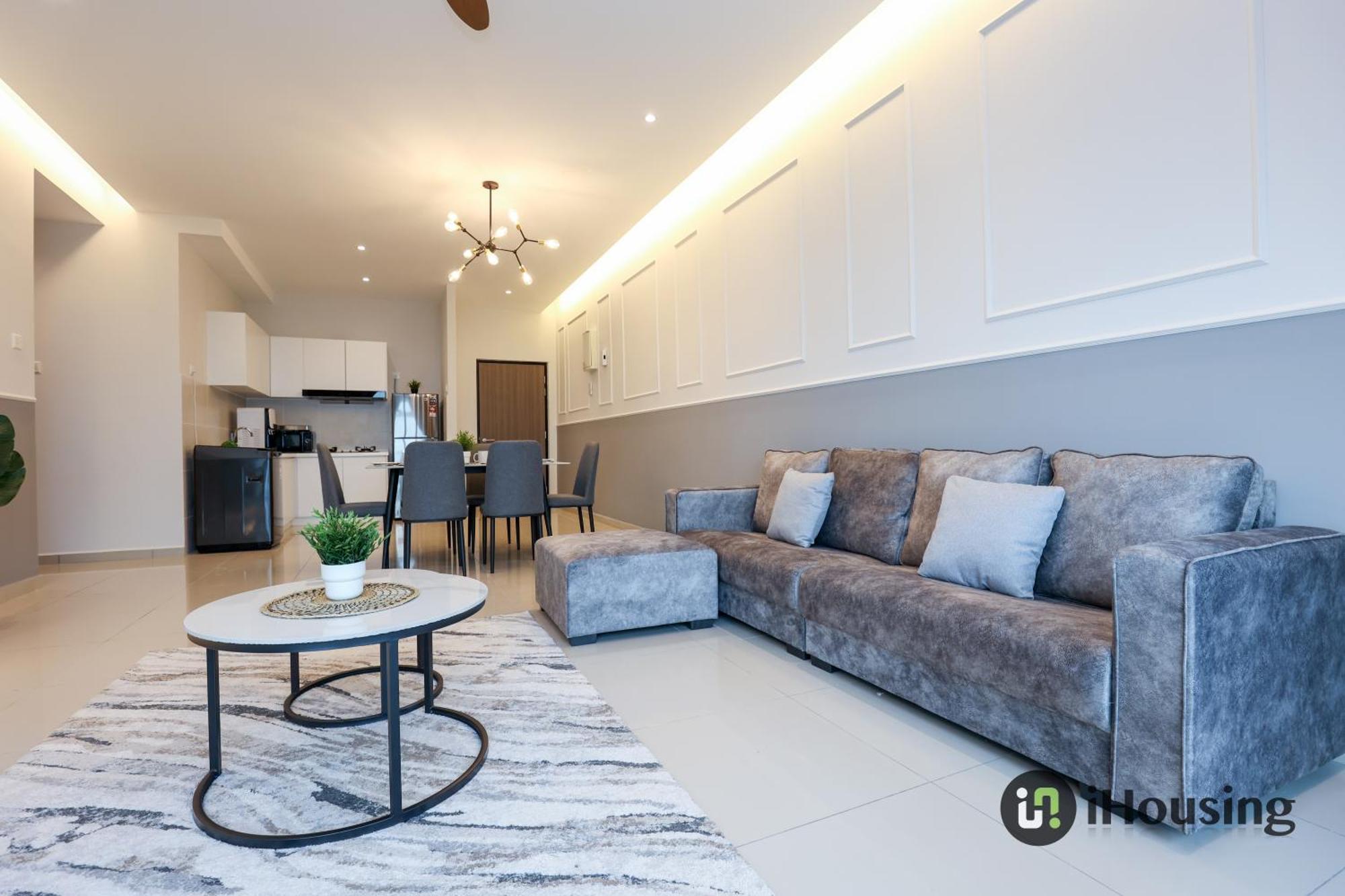 Novo 8 Premium By I Housing Apartment